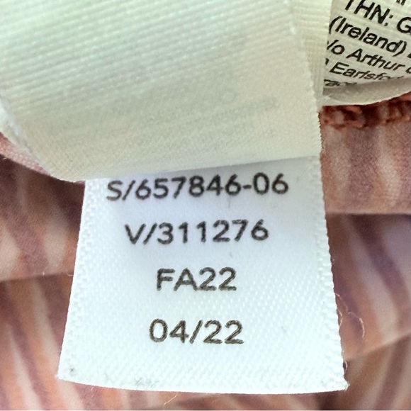 Athleta Ultimate Train Tee in "Activated Mauve" pink size Medium Style 657846-06 - Picture 9 of 9